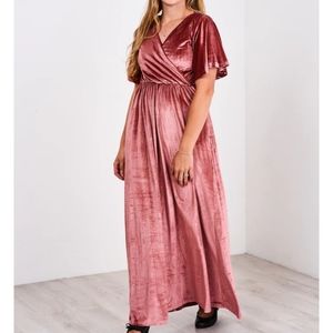 NWT Latched Mama velour nursing maxi